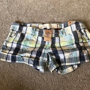 NWT Hollister Plaid Shorts Size 1
